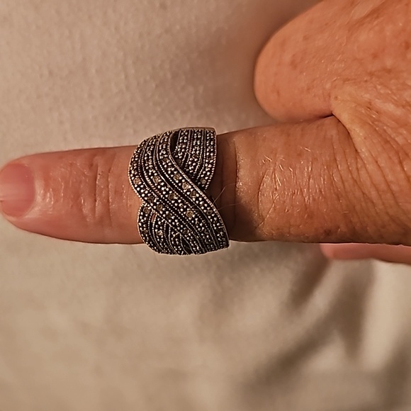 Rings - Picture 10 of 10